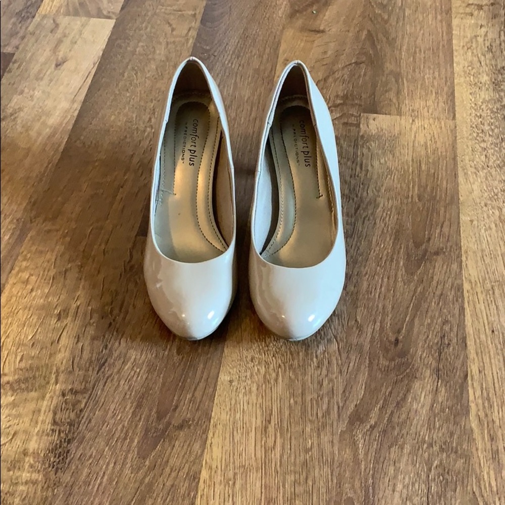 Size 6 heels